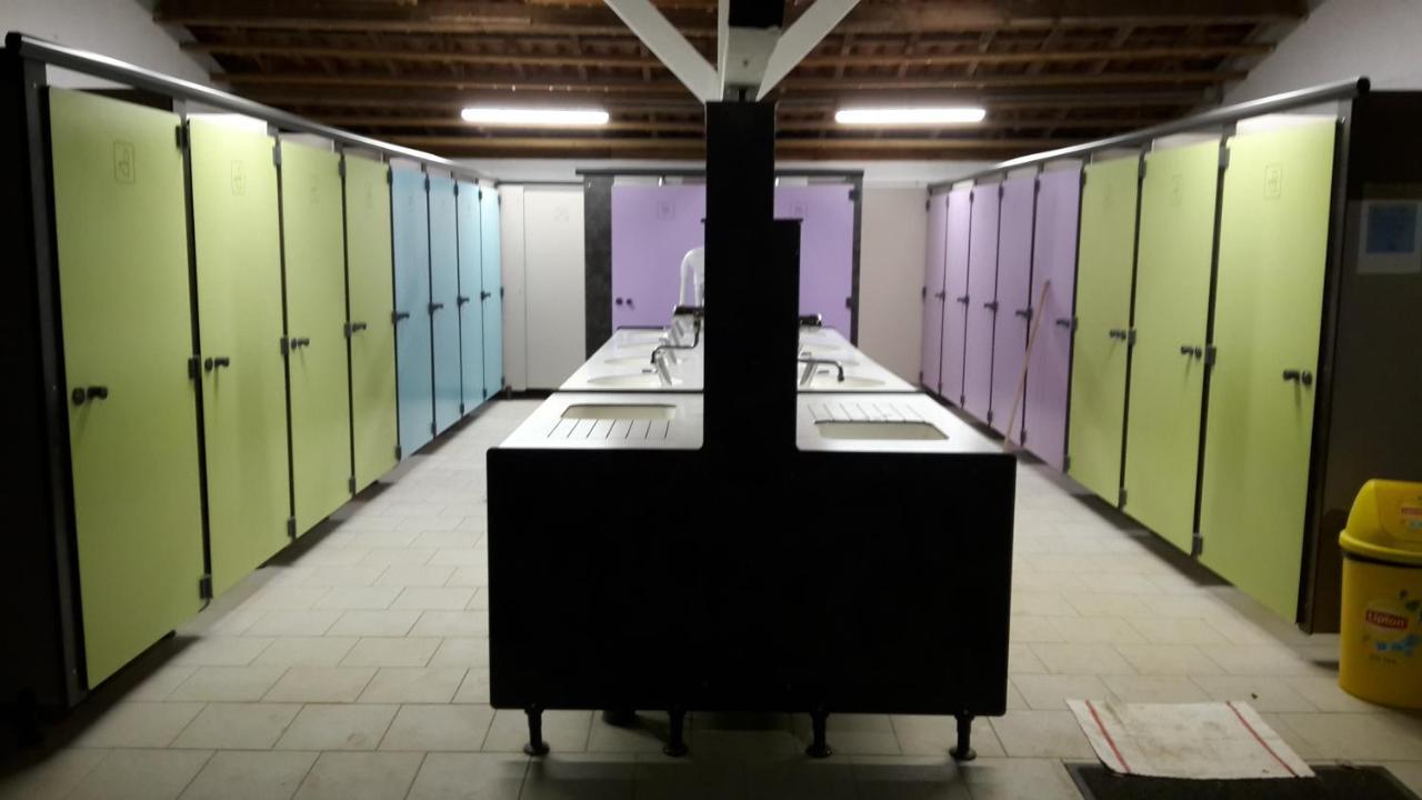 Hotel Camping Au Bois Dormant Chauffour-sur-Vell Exterior foto